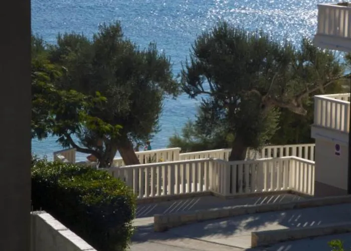 Beachfront Pla A - Two Bedroom A2 Ivan Dolac